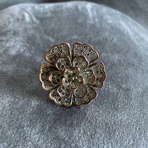 Large flower ring